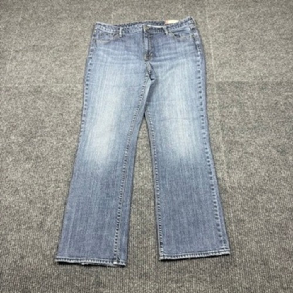 Gap Classic Stretch Jeans Womens 16R Medium Tint Straight Leg Denim 500660-00-1